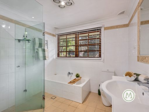 34 Ross Crescent, BLAXLAND, NSW 2774 Australia
