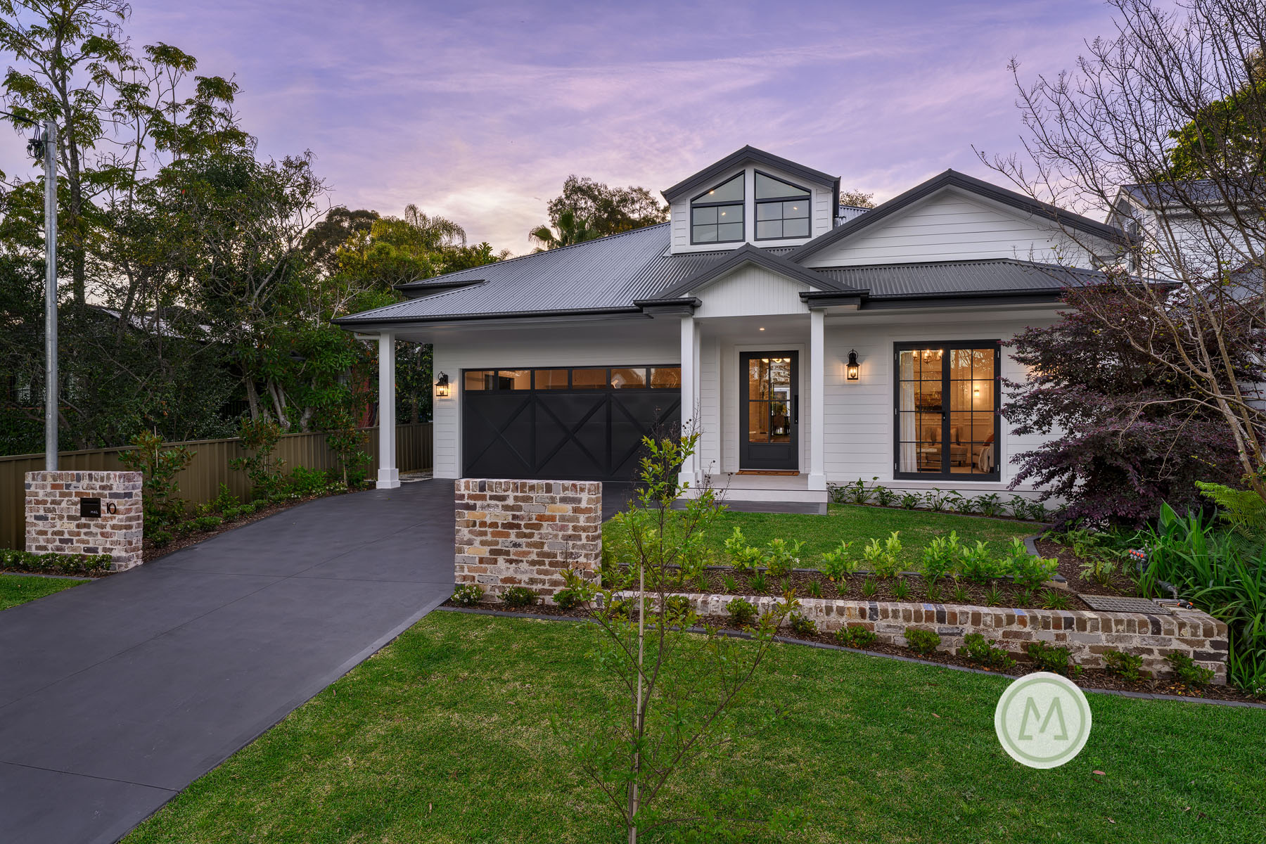 10 Lagoon Drive, Glenbrook - Image 1